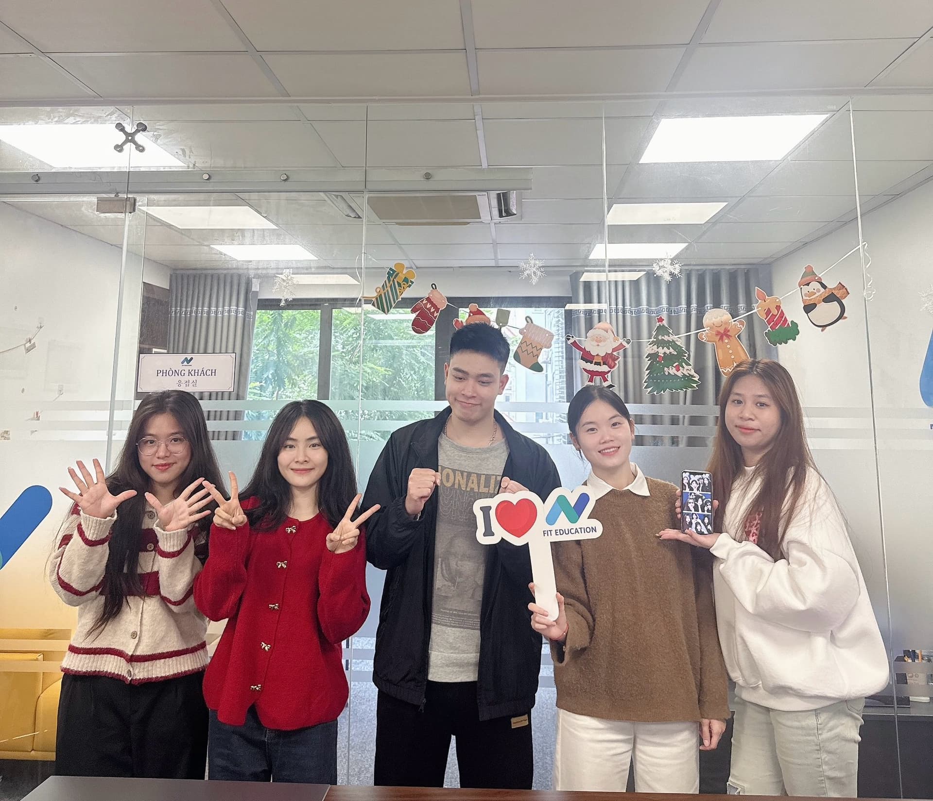 DU HỌC HỆ TIẾNG D4-1